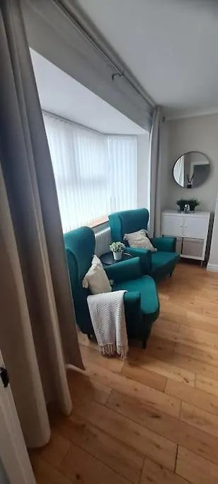 3 Bed Home In Heart Of Cardiff