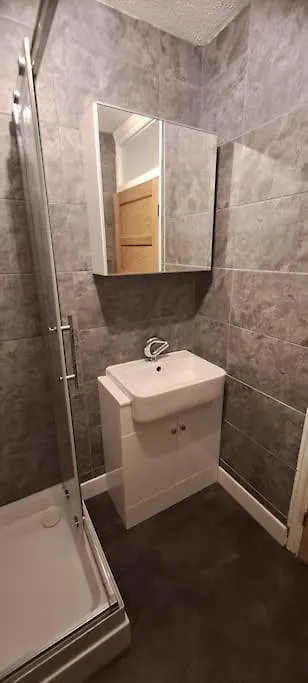 Holiday home 3 Bed Home In Heart Of Cardiff United Kingdom